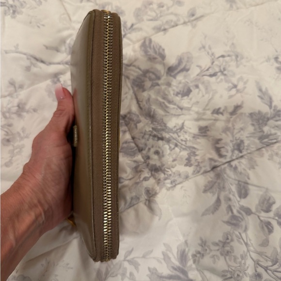 Yves Saint Laurent Khaki Leather Wallet - Picture 3 of 10